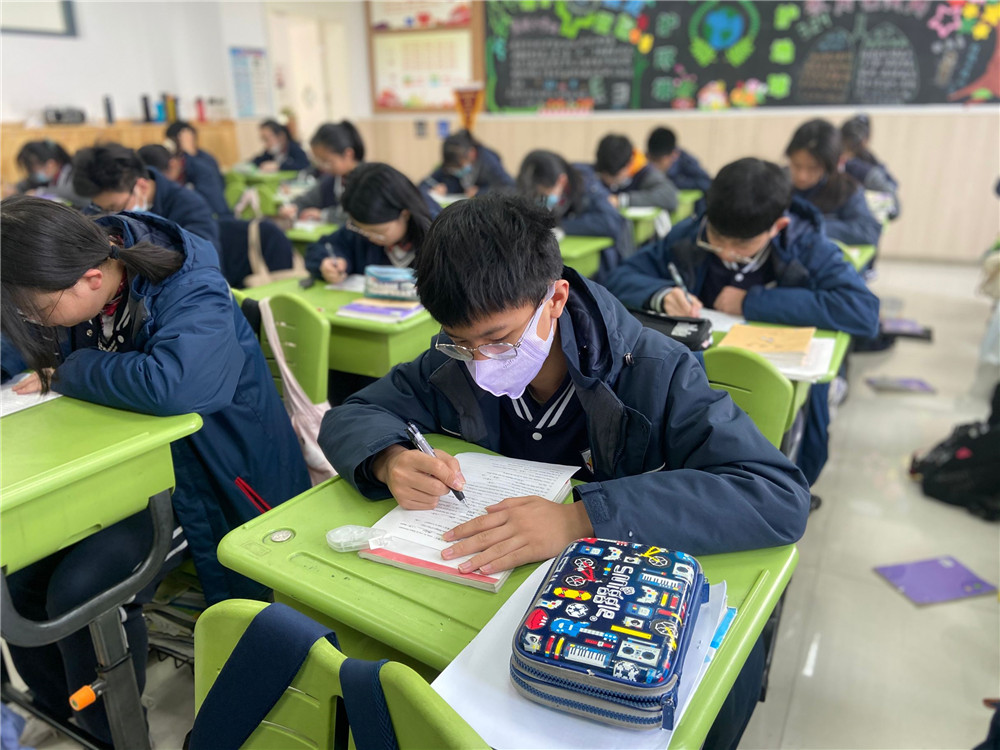 efe3ef2fdacb4446a78036fb69e1eb24.jpg efe3ef2fdacb4446a78036fb69e1eb24.jpg