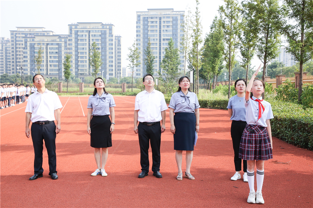 eed06031c8e542399973899b001e0cb9.jpg eed06031c8e542399973899b001e0cb9.jpg