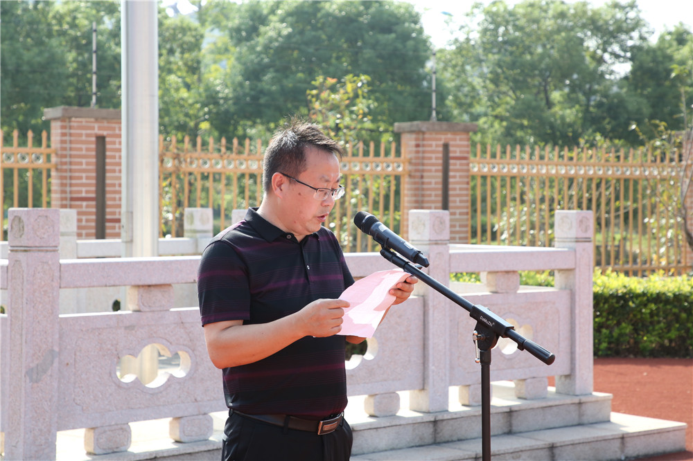 1d784364d64949cb869c0ea08207fdfe.jpg 1d784364d64949cb869c0ea08207fdfe.jpg