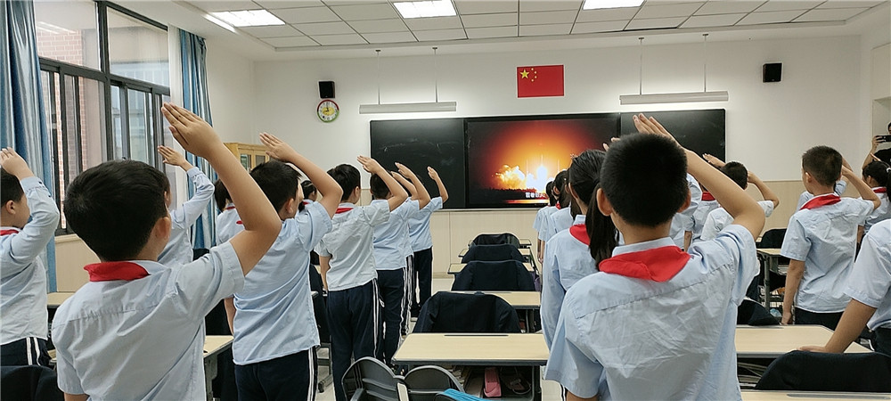 c6c1aec737b543fbb4aed591802b90e1.jpg c6c1aec737b543fbb4aed591802b90e1.jpg