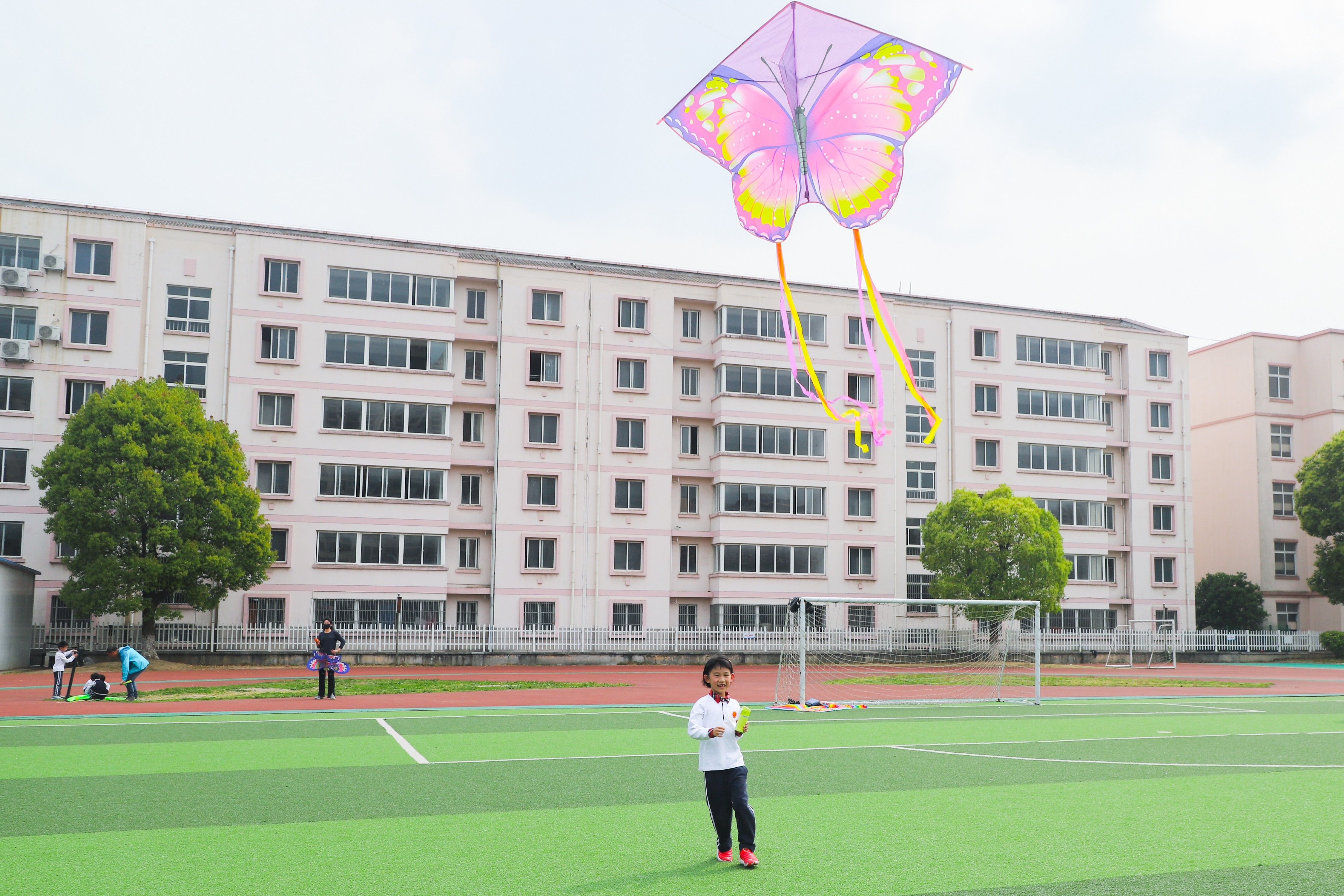 9221e9fce72e4226bc07d465f9313452.jpg 9221e9fce72e4226bc07d465f9313452.jpg