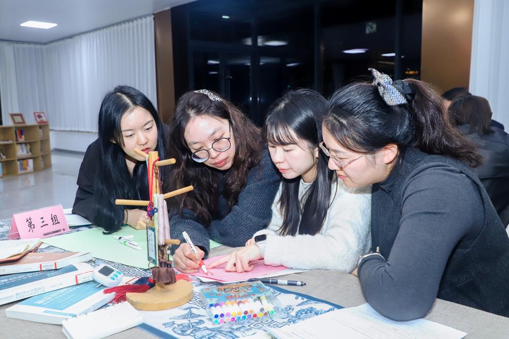 e367701a746c405ca40c1a8bd6f33f18.jpg e367701a746c405ca40c1a8bd6f33f18.jpg