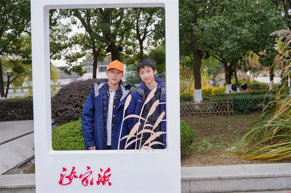 ac85773422ff4583b2b358a28e306258.jpg ac85773422ff4583b2b358a28e306258.jpg